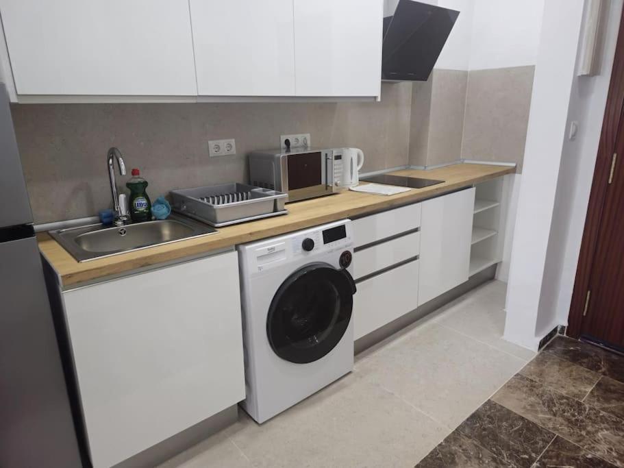 Tao City Center Apartment With Fee Wifi And Air Con By Namaste Elite Torremolinos Zewnętrze zdjęcie